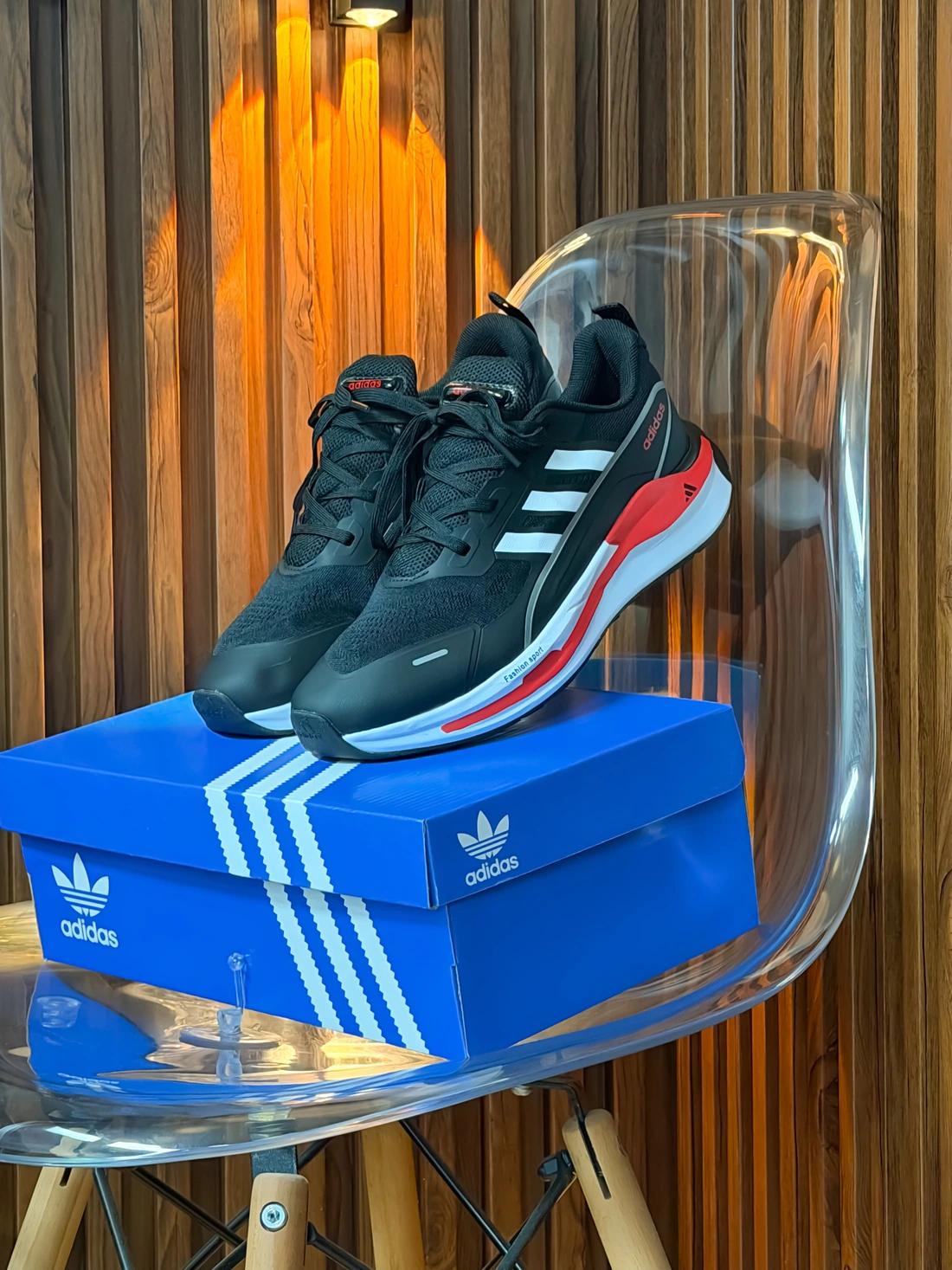 Adidas Fashion Sport Caballero disponible en el catálogo KindMind